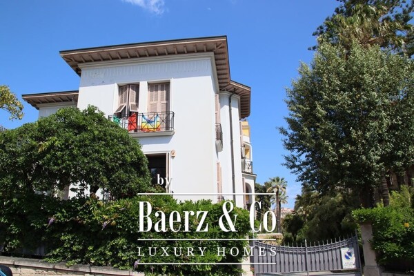 photo 20 Villa for sale 1000 m²