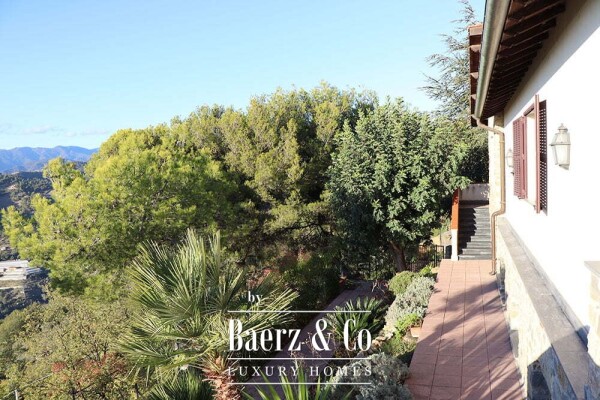 photo 10 Villa for sale 244 m²
