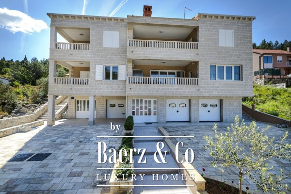 photo 1 Blace, first row to the sea, residential building