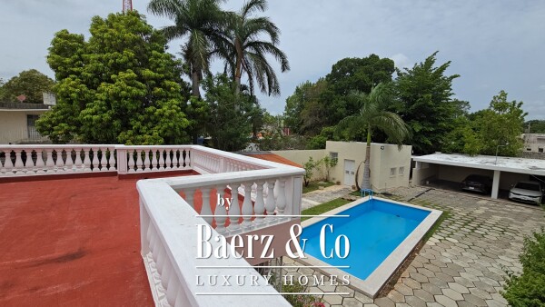 photo 33 Street 60 #375 x 43 y 41 centro 375