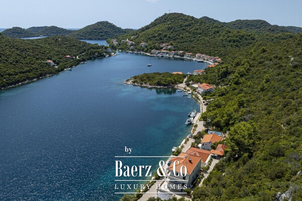 photo 3 Island of Lastovo, Villa by the sea in a quiet bay of the island of Lastovo