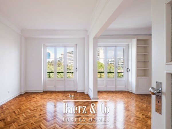 photo 2 3 bedroom flat, with natural light and unobstructed views in Amoreiras