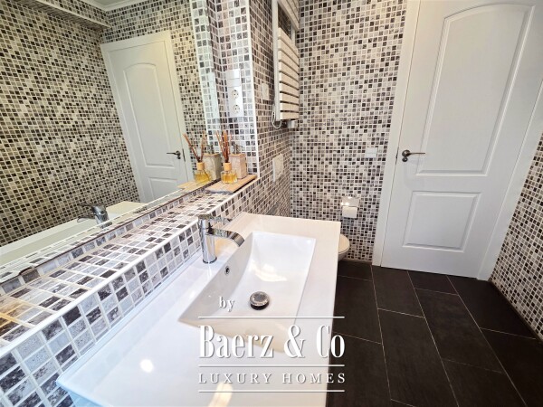 photo 27 Exclusive villa situated in prestigious residential area Tenerife